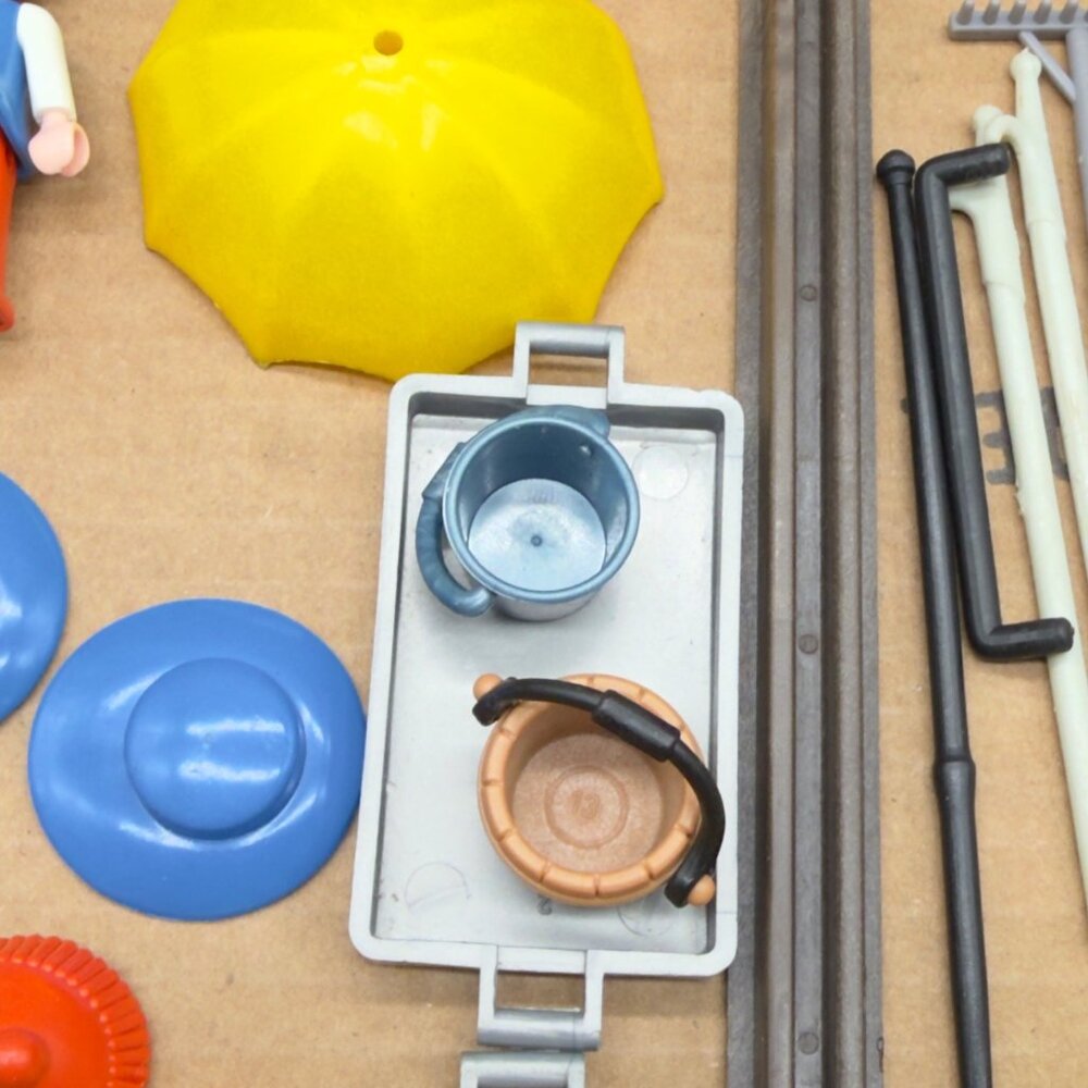 Vintage Playmobil People Accessories Lot Stop Light Hats Tools Parking Meter Etc - Picture 13 of 16